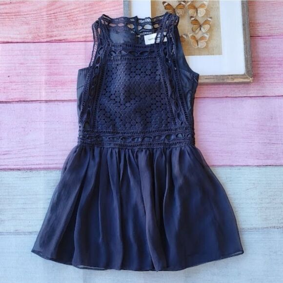 Self-Portrait Navy Blue Lace Crochet Sleeveless Boho A-line‎ Mini Dress Size 4 - Picture 1 of 5